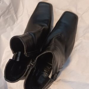 Elegant Black Ankle Boots for Women